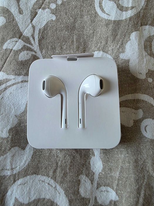 Apple EarPods - iPhone / iPad