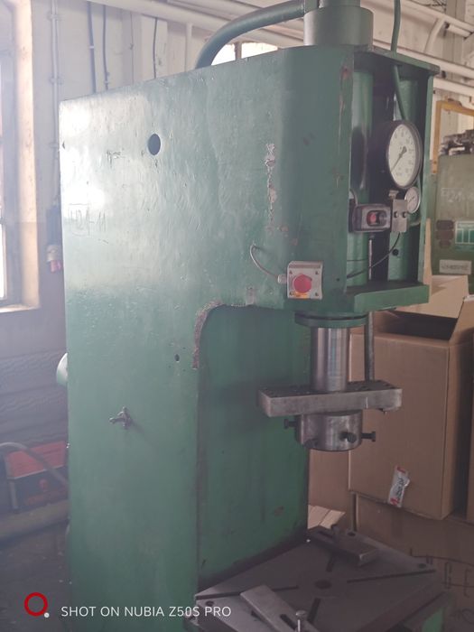 Prasa hydrauliczna 63 tony , Pye , 6328 ,