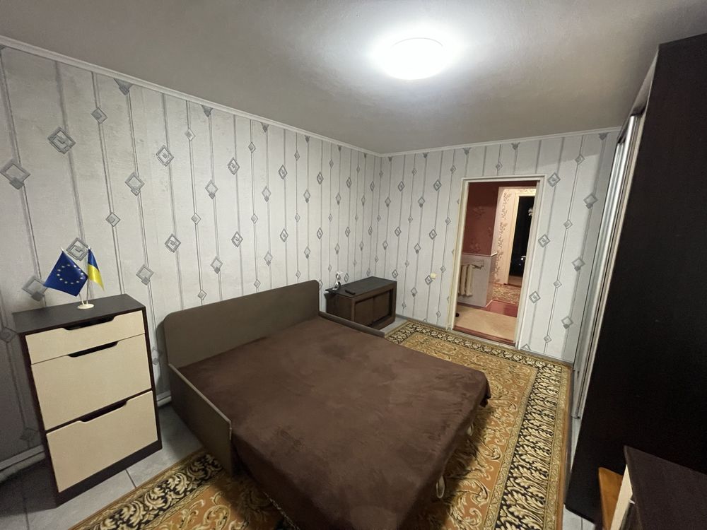 Продам 2-х комнатную квартиру на Боровского