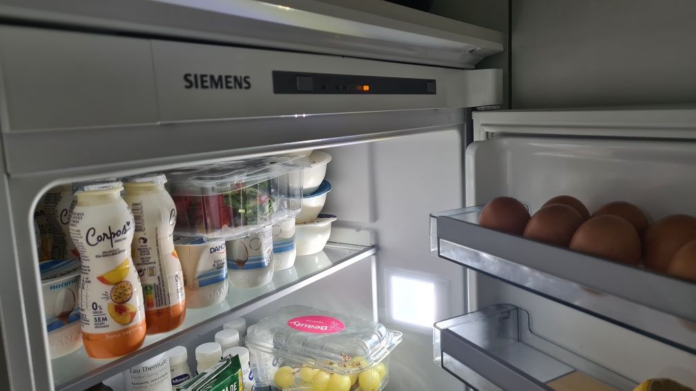 Frigorífico combinado Siemens KI86VVS30