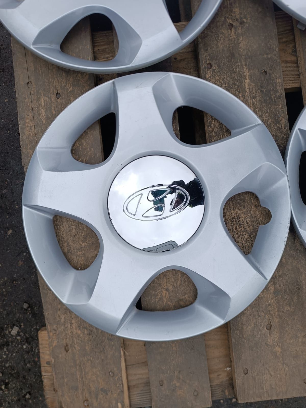 Kołpaki 15 Hyundai 5x114,3 Przykręcane