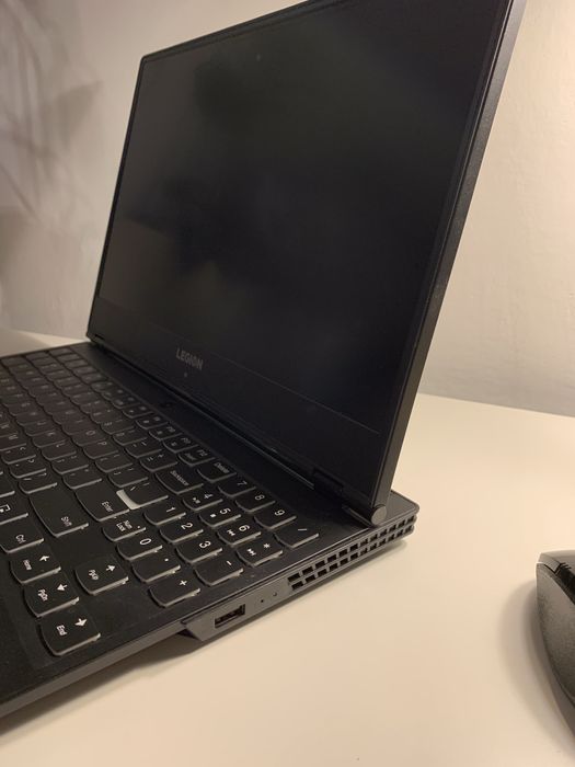 Laptop Lenovo Legion stacja graficzna I7 32GB ram TANIO gratis mysz A4
