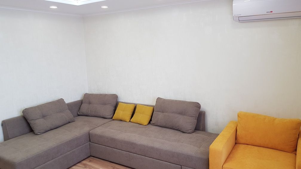 1 кімнатна квартира у центрі, вул Паркова, 8