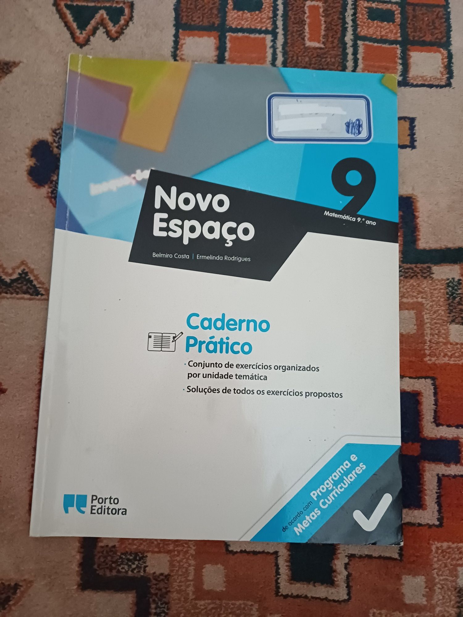 Manuais e caderno de atividades 9 ano