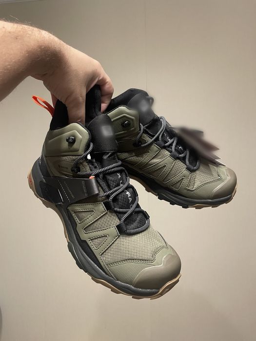 Мужская Обувь в Оливковом цвете (40-45) Високие Ботинки Хаки новые