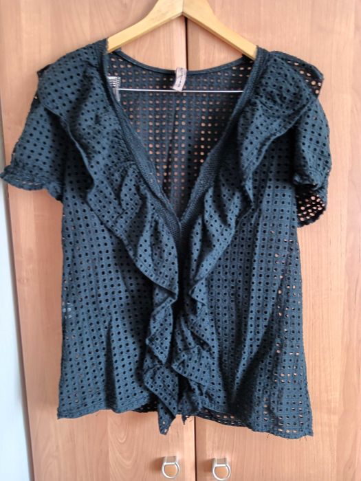 Bluzka ażurowa..