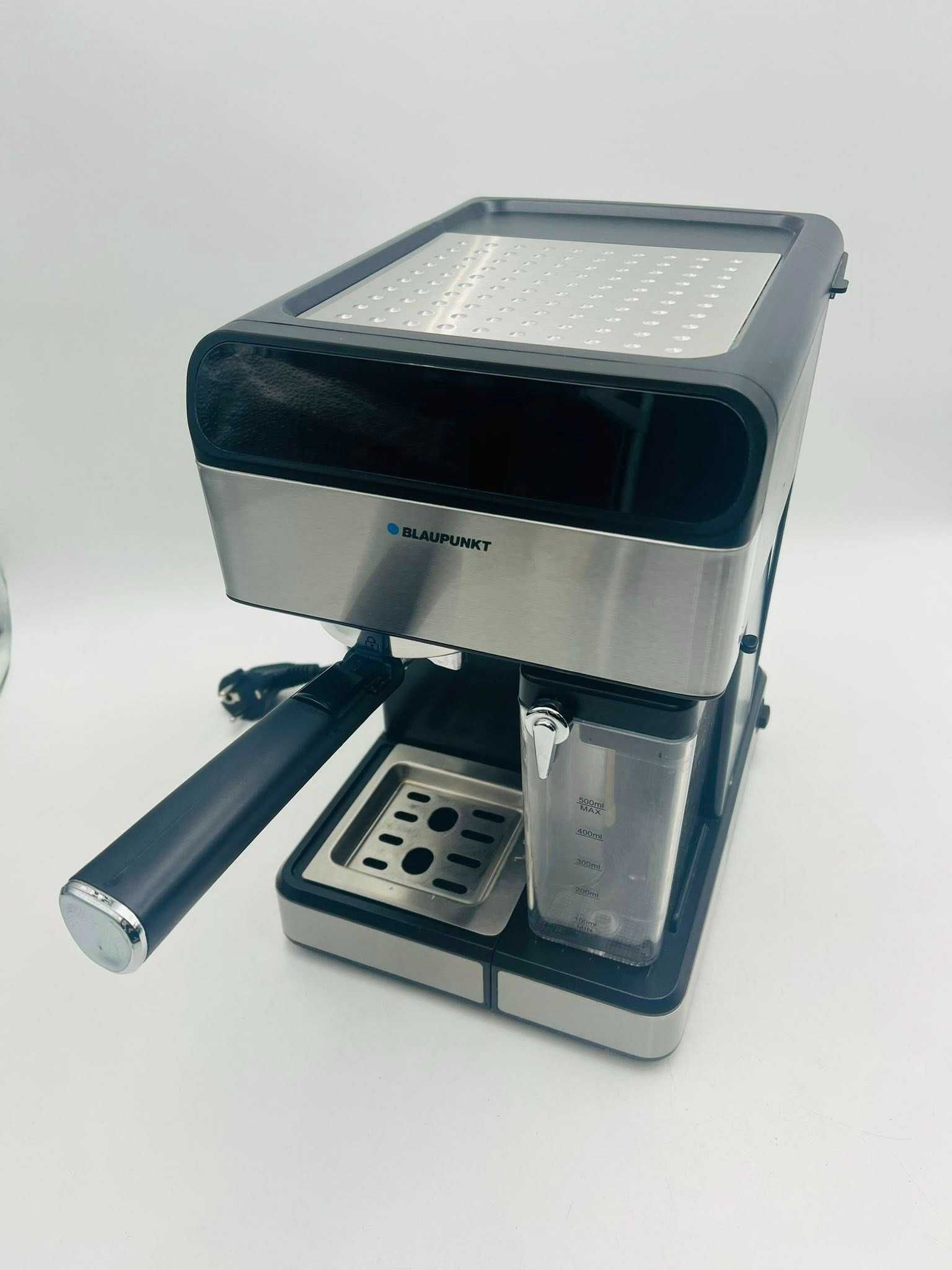 Ekspres kolbowy Blaupunkt CMP601