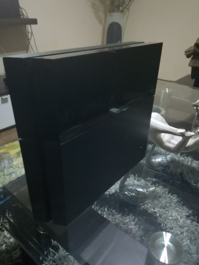 PlayStation 4 Slim
