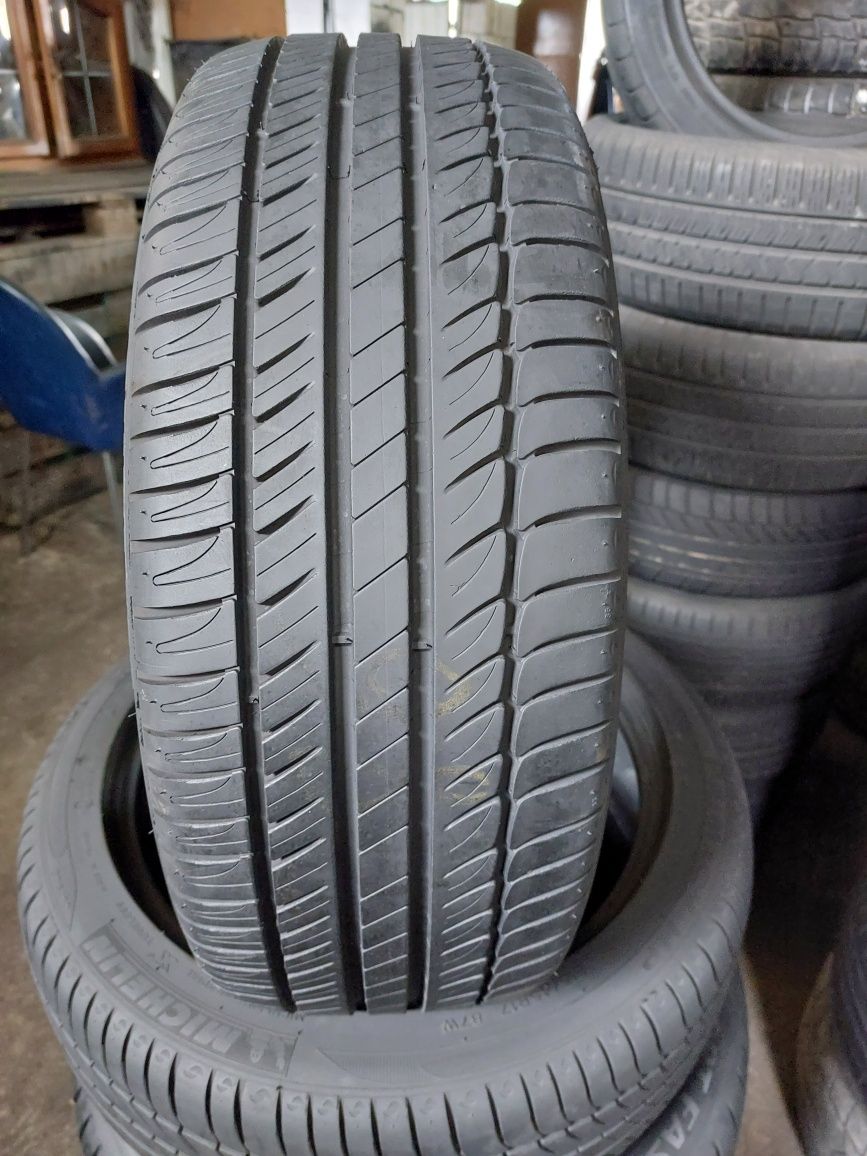 Opony 215/45 R17