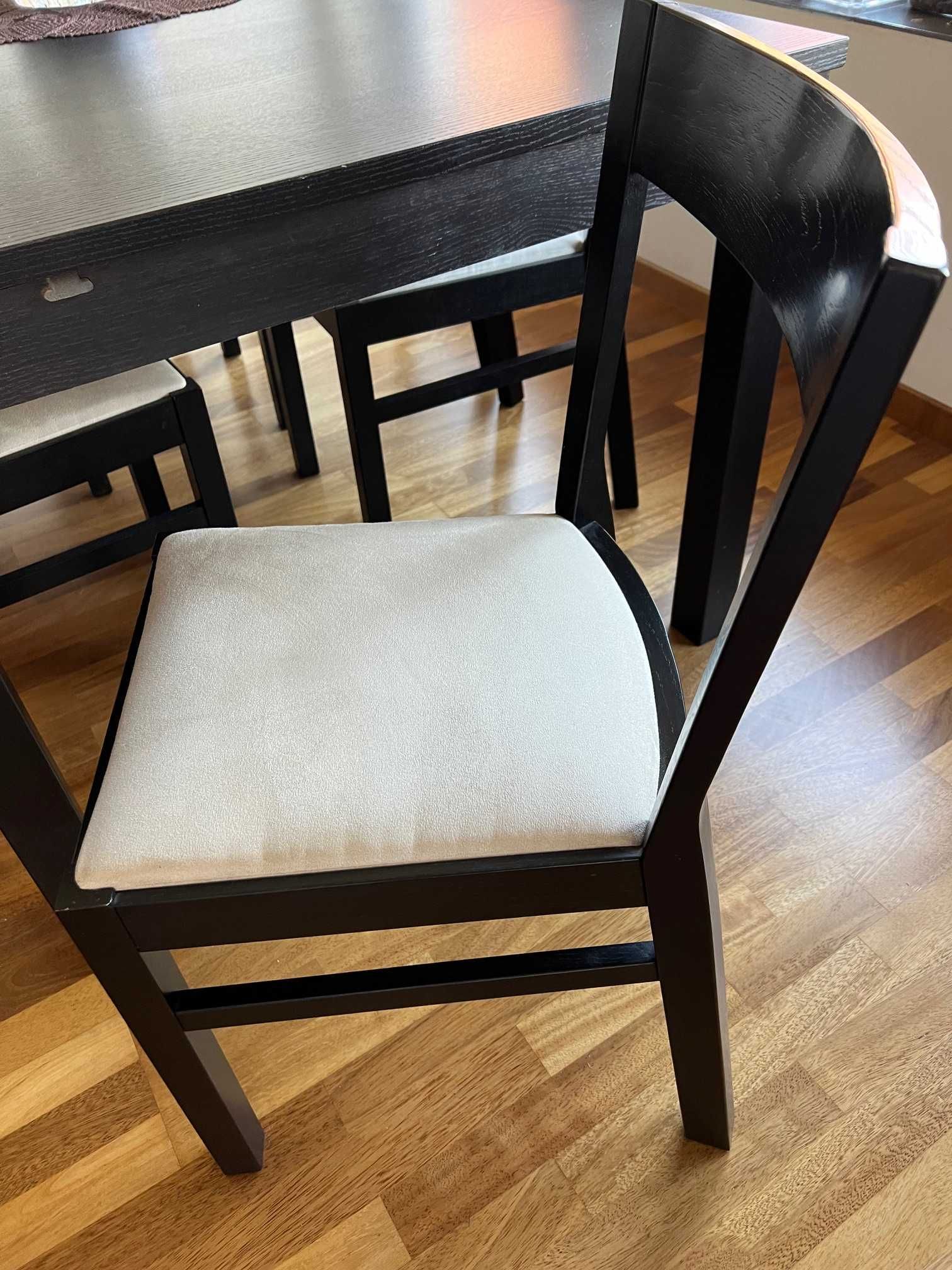 Krzesło ROGER IKEA całe drewniane z wyściółką