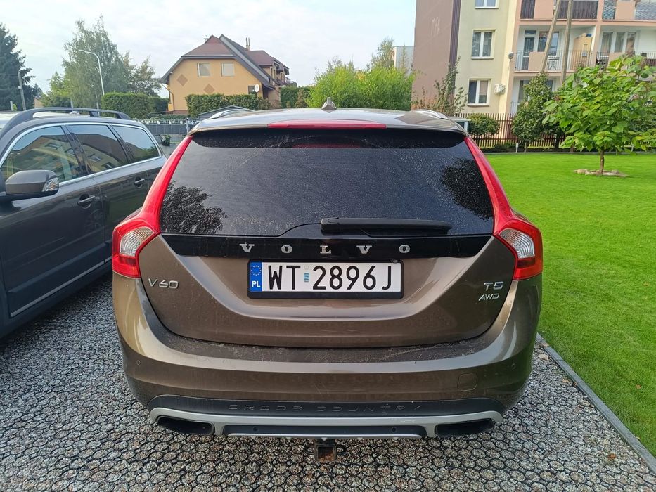 Volvo V60 Cross Country CC T5 AWD 2.5 Super Stan! PEŁNY SERWIS