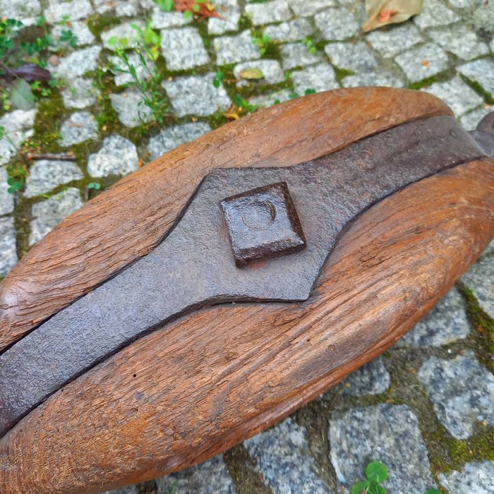 Marynistyka żeglarstwo stary duży blok linowy bloczek żeglarski