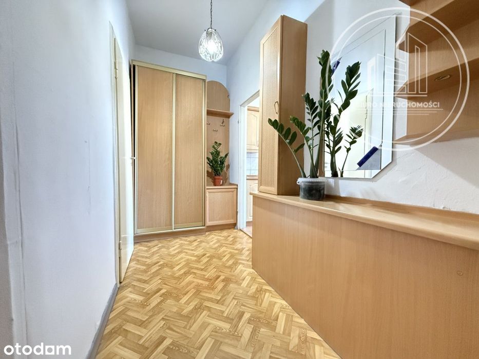 Przestronne mieszkanie bezczynszowe na 1 piętrze