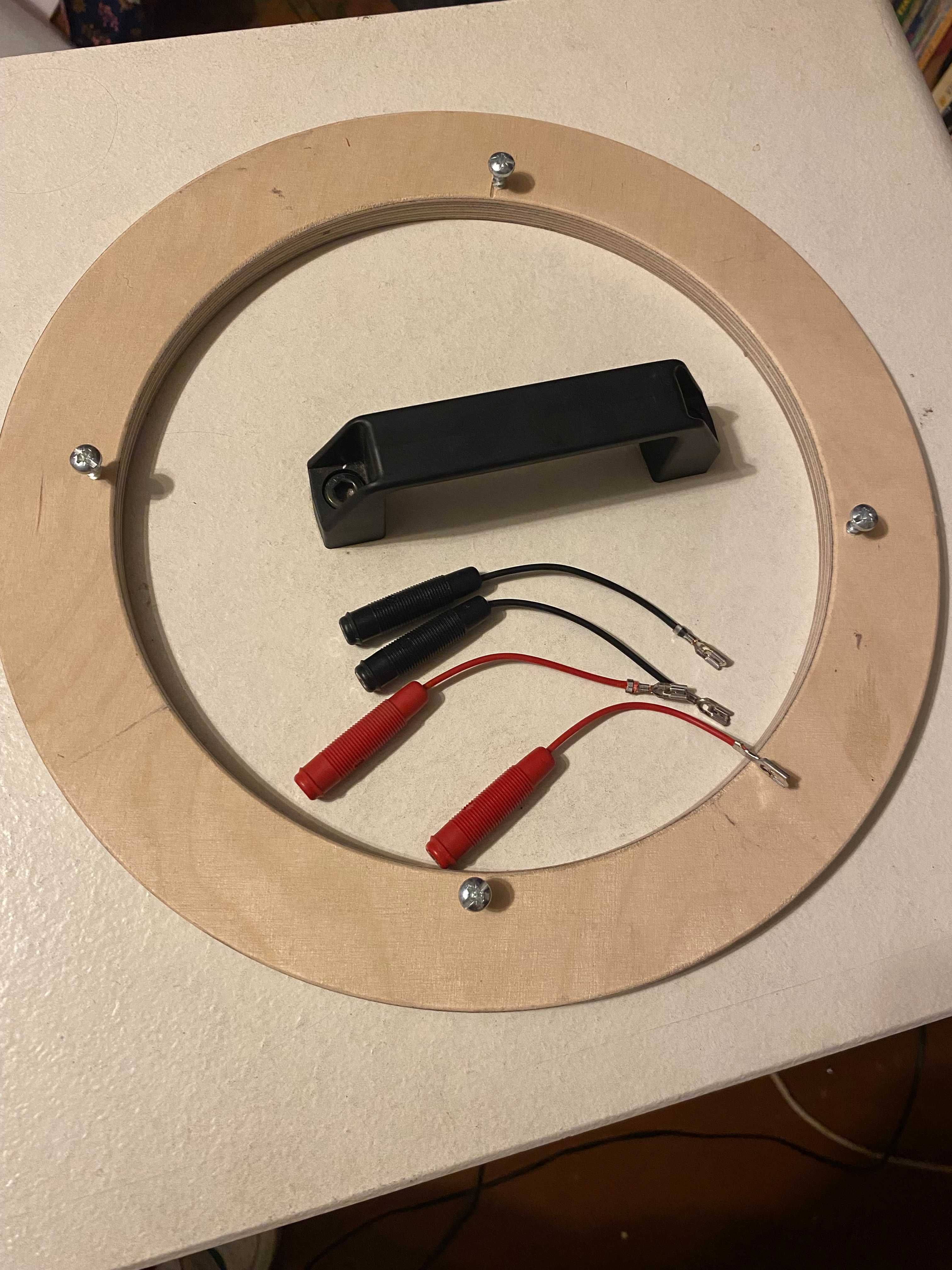 Silent box / Iso cab / Zamknięta kolumna gitarowa
