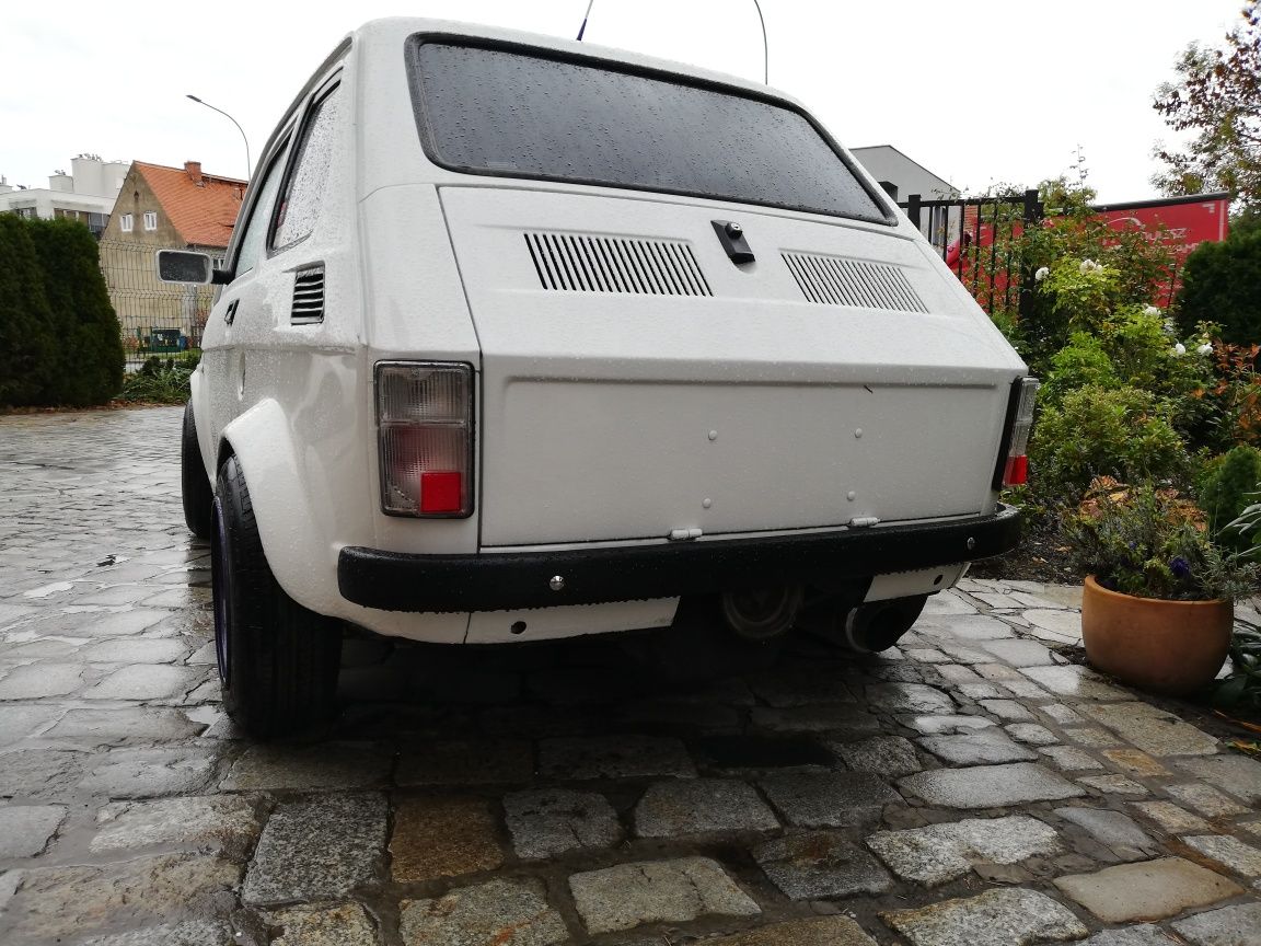 Fiat 126p zderzaki z laminatu czarne nowe do rajdowe komplet przód tył