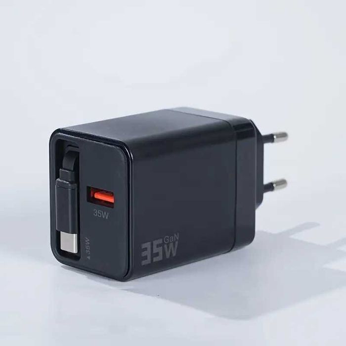 35W Швидкозарядний блок з портом USB та висувним кабелем