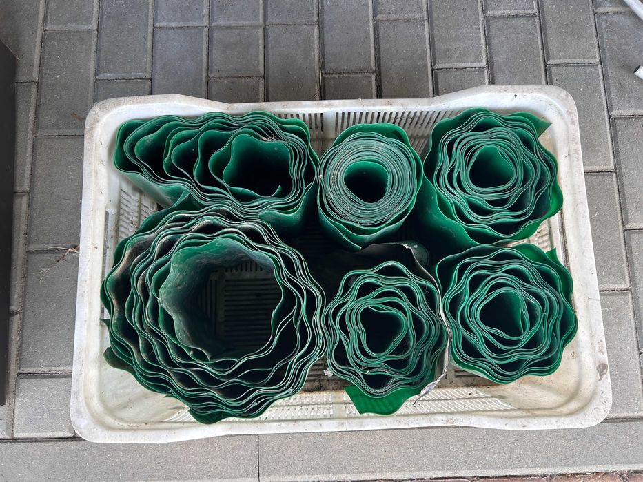Plastikowe obrzeże ogrodowe Cellfast 20 cm 9 m kilka sztuk zestaw 50 m