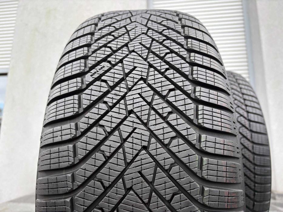 2szt zimowe 255/45R19 Pirelli 7,8mm 2024r świetny stan! Z931 gwarancja