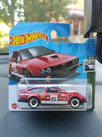 Hot wheels Alfa Romeo GTV6 3.0