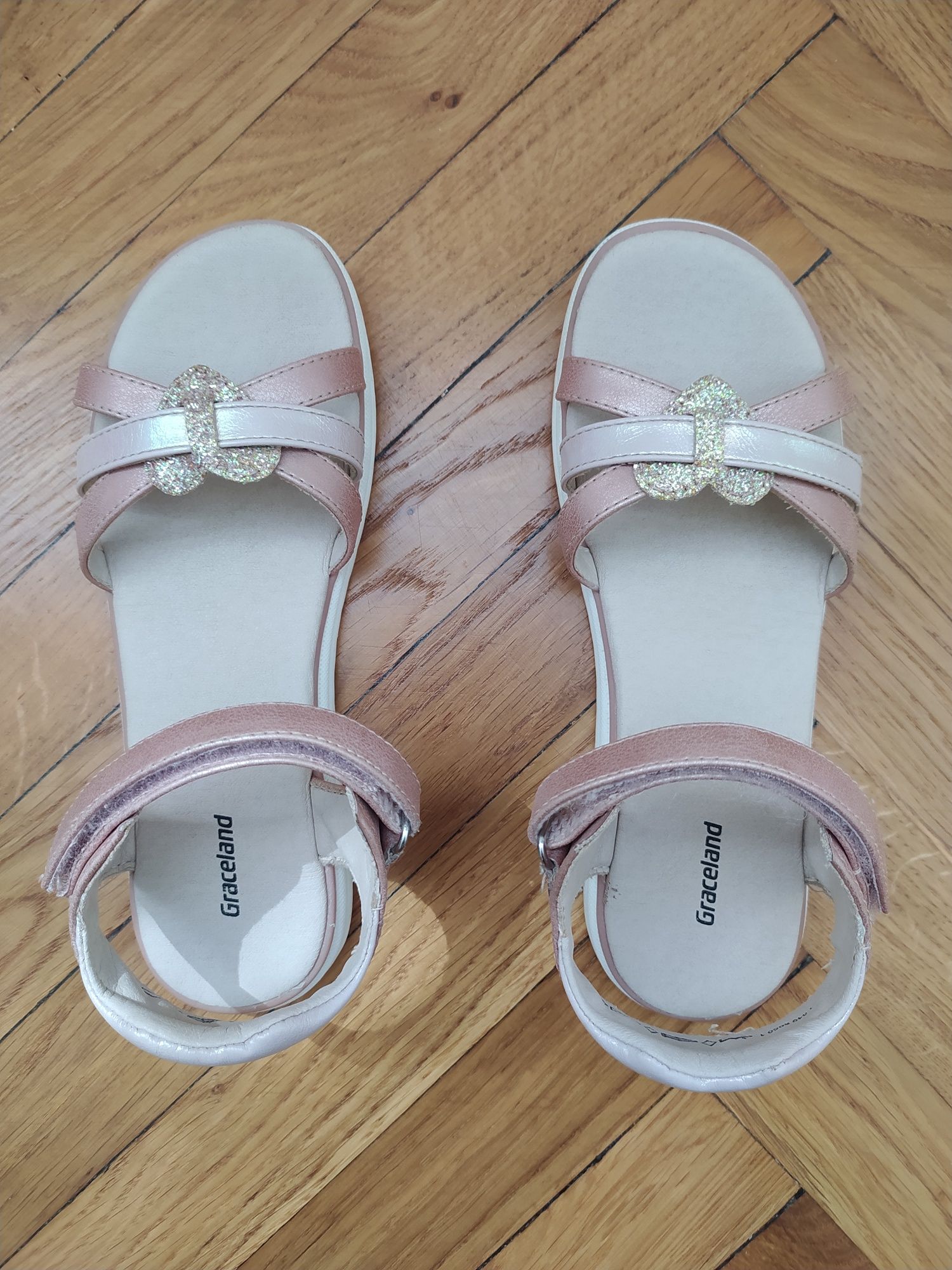 Buty/sandałki dla dziewczynki rozm.34 firma Deichmann dł.wkladki 22 cm