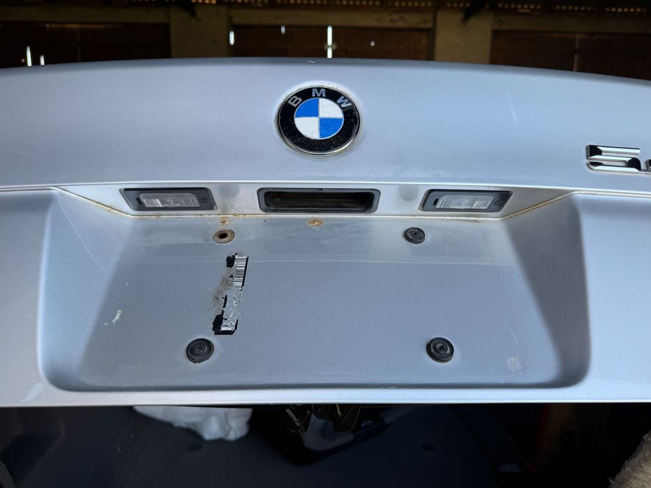 Klapa tył/pokrywa bagażnika BMW e39 540i USA