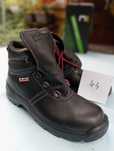 Buty i koszule robocze