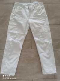 Białe spodnie damskie Zara