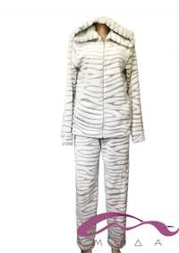 Женская махровая пижама с капюшоном на молнии Зебра