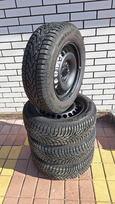195/65/15.  З дисками  Skoda.