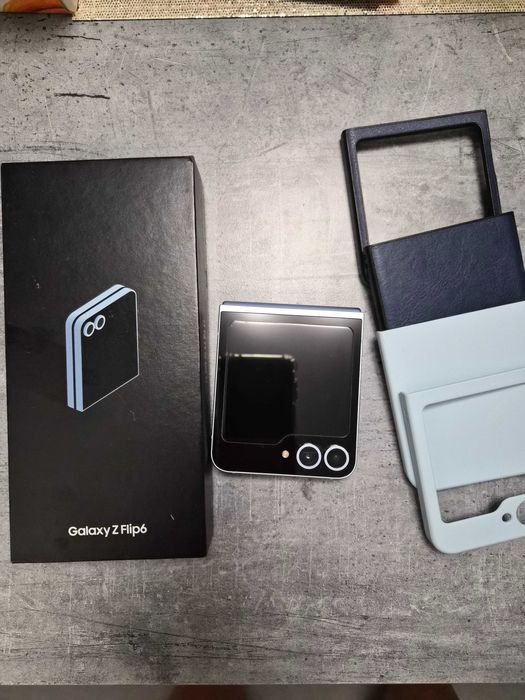 Samsung Galaxy Z Flip 6