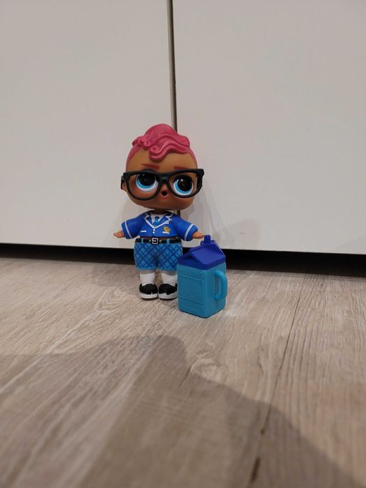 Lalka Lol Surprice chlopiec uczeń