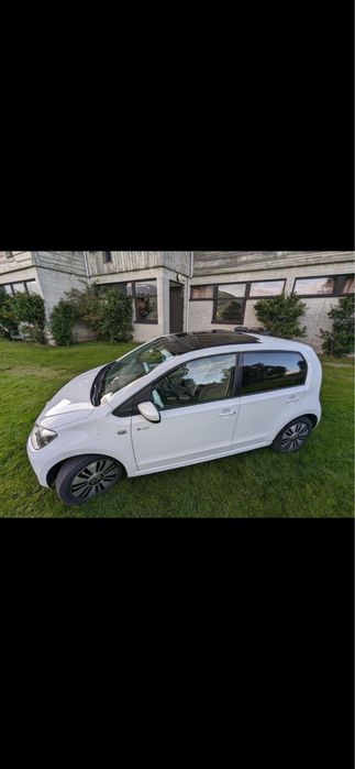 Volkswagen e-Up 2015 року