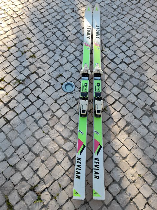 Ski neve atomic em bom estado 180m