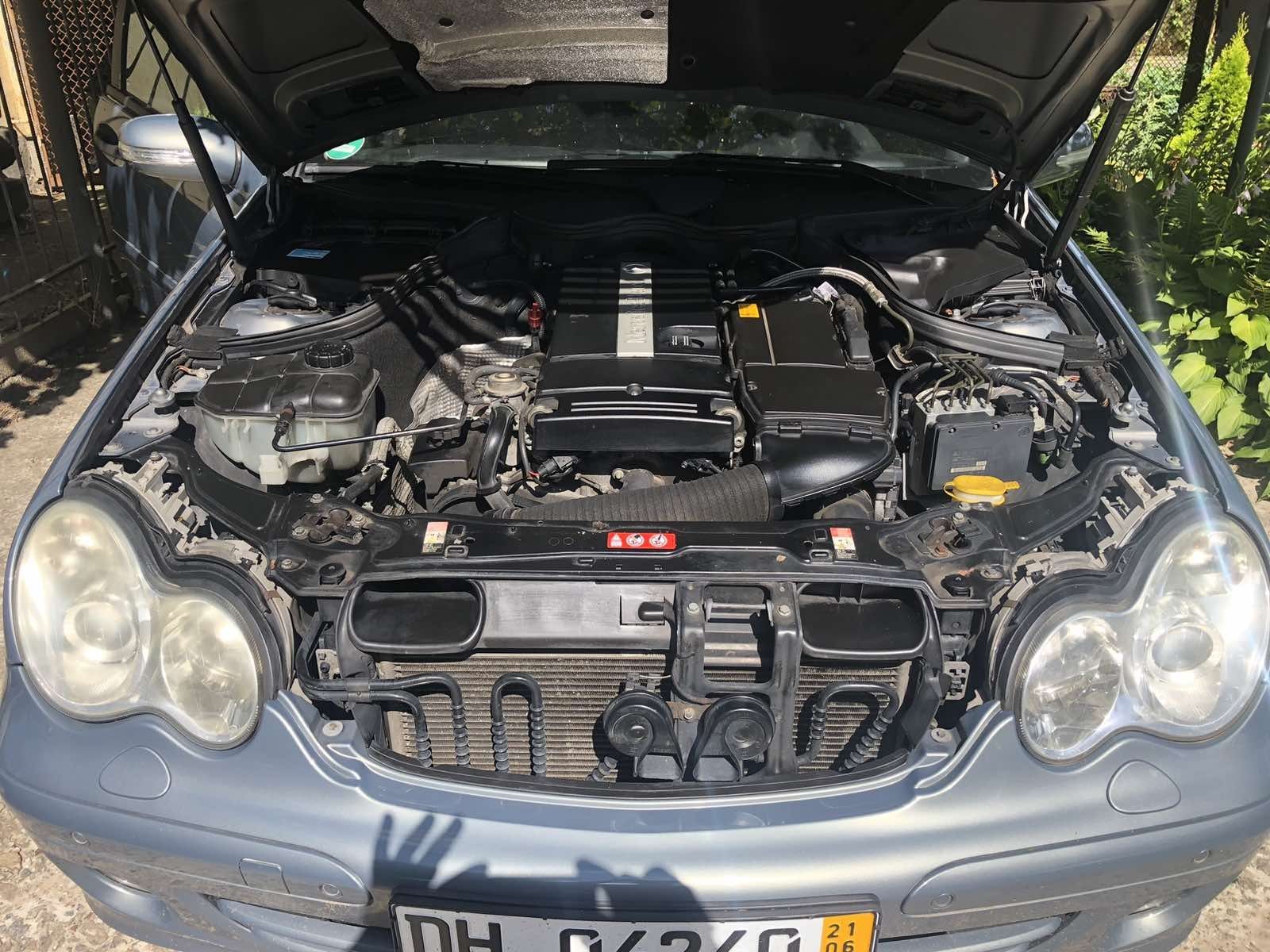 Mercedes c-class 200