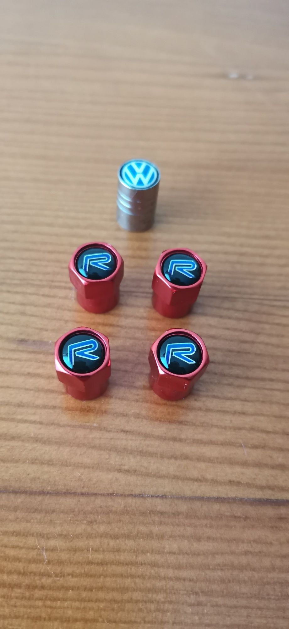 Pipos, válvulas da roda Volkswagen