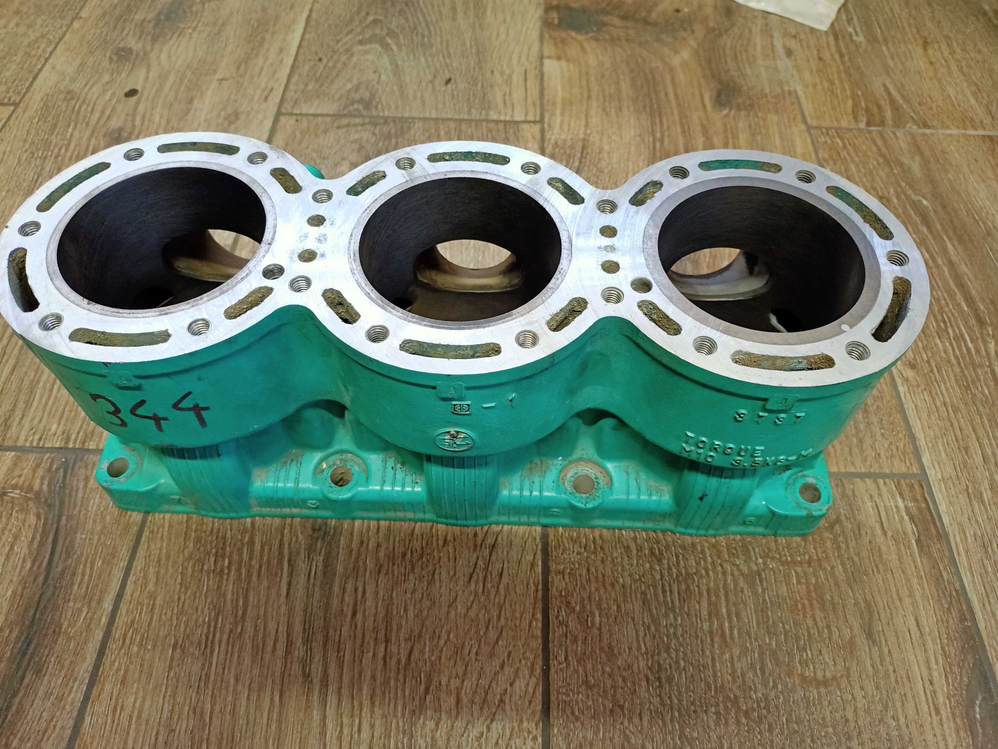 Cylinder głowica kawasaki zxi 1100