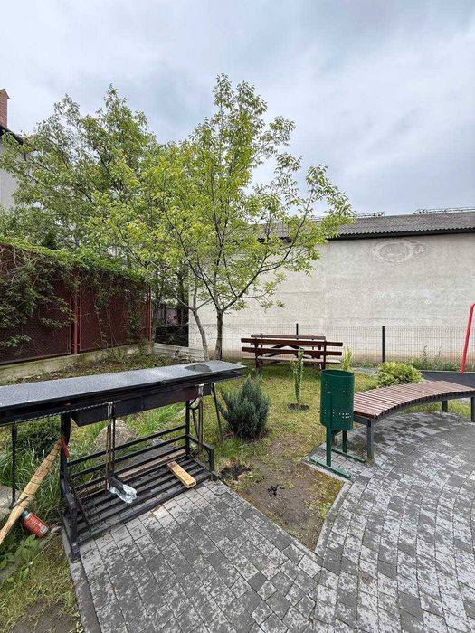 Велика 1 кімнатна квартира у новобудові