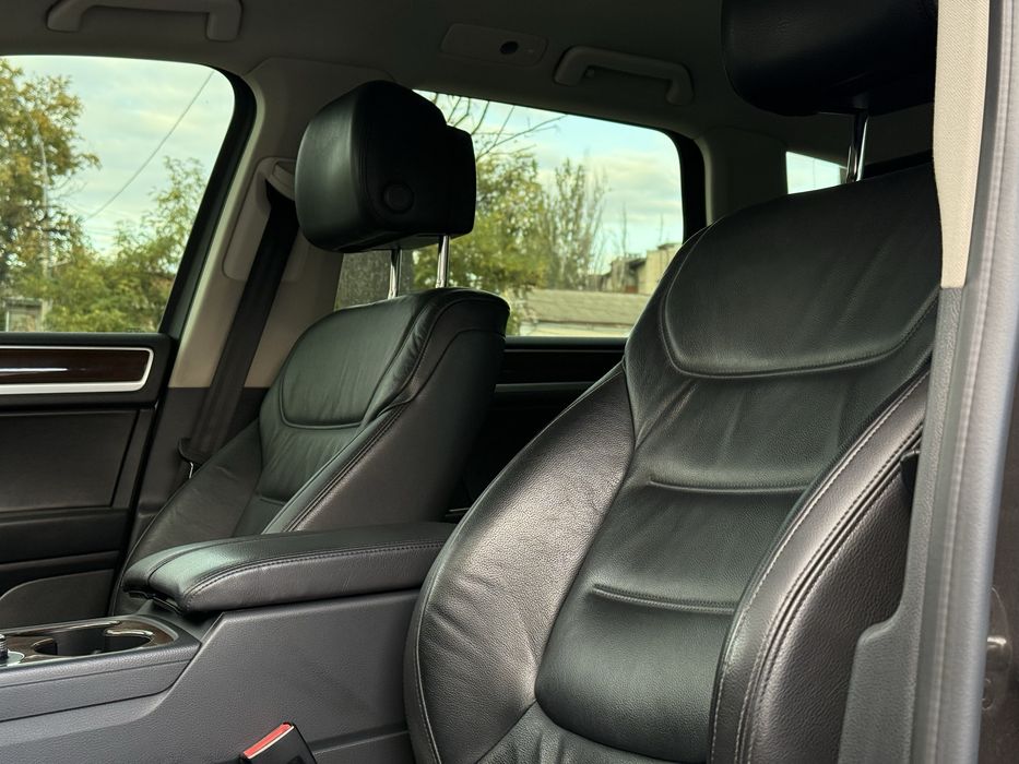 Volkswagen Touareg, 152т.км., цілий, пневмо