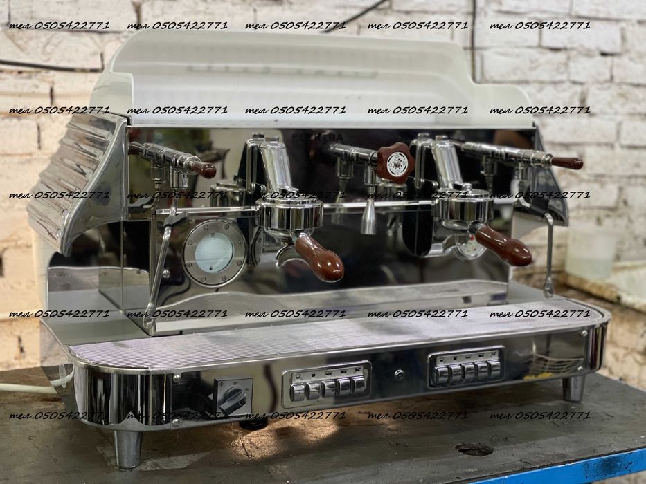 Професійна кавоварка Elektra Barlume