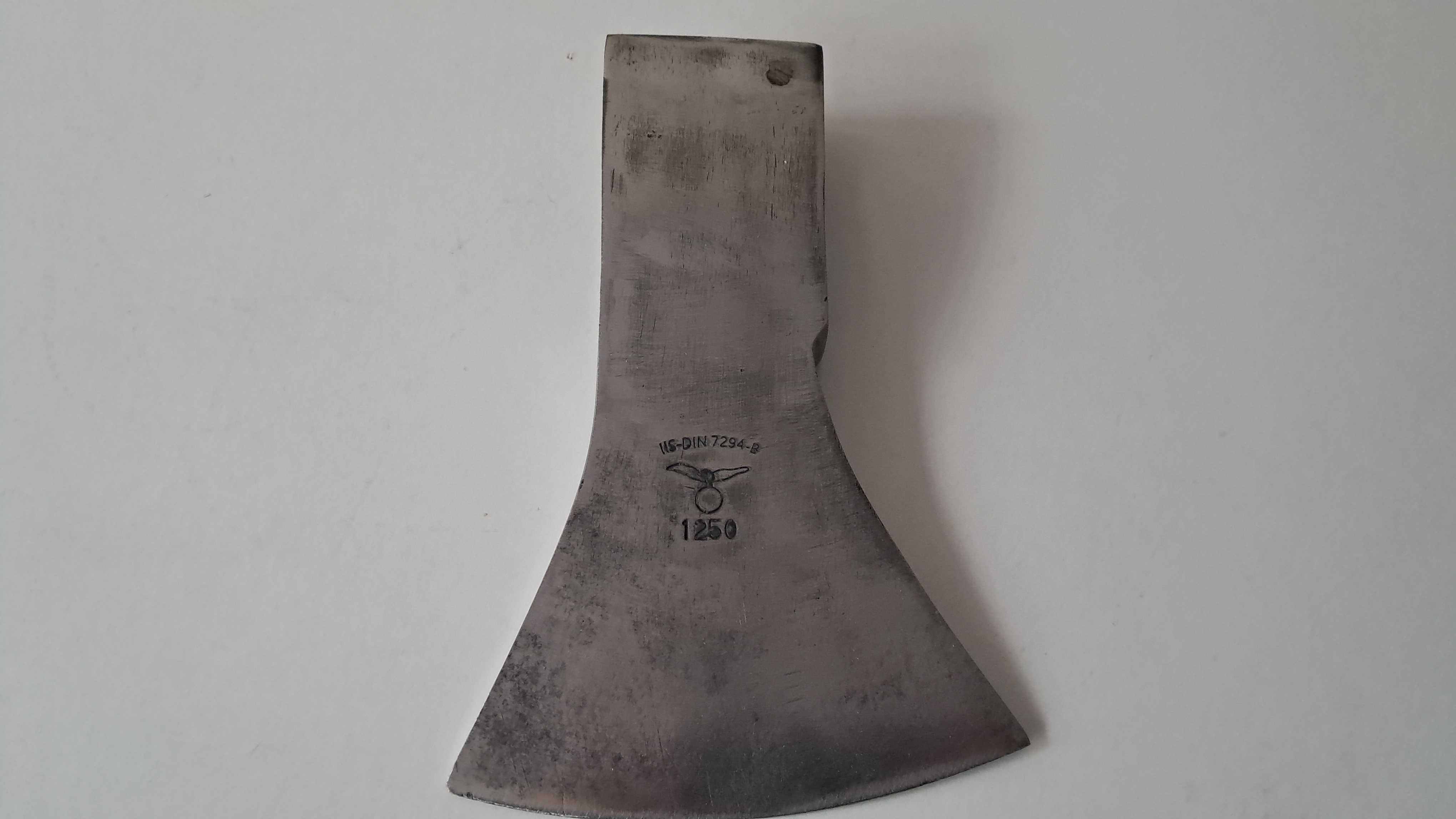 Stara siekiera Adler din 1250 stan bdb
