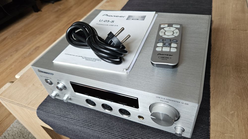 Przetwornik (DAC) wzmacniacz słuchawkowy PIONNER U-05-S