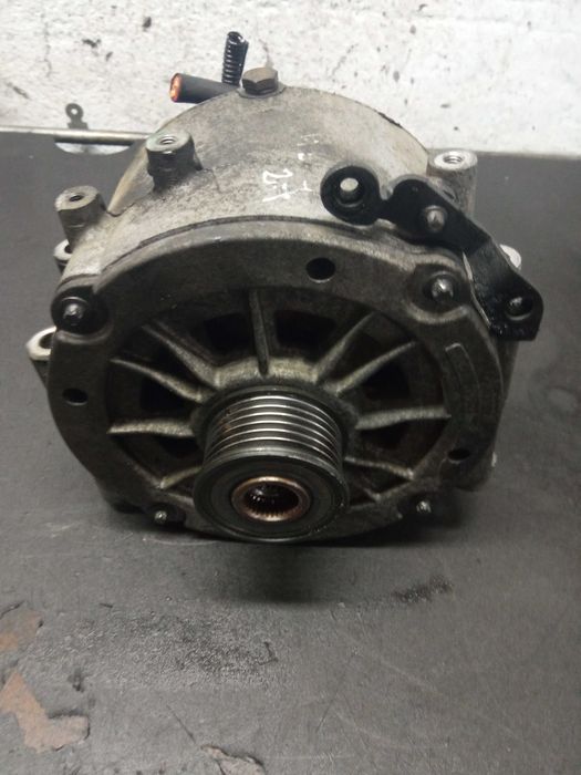 Alternator Mercedes ML W163 2.7 CDI A0001/502/550 190A Siedlce