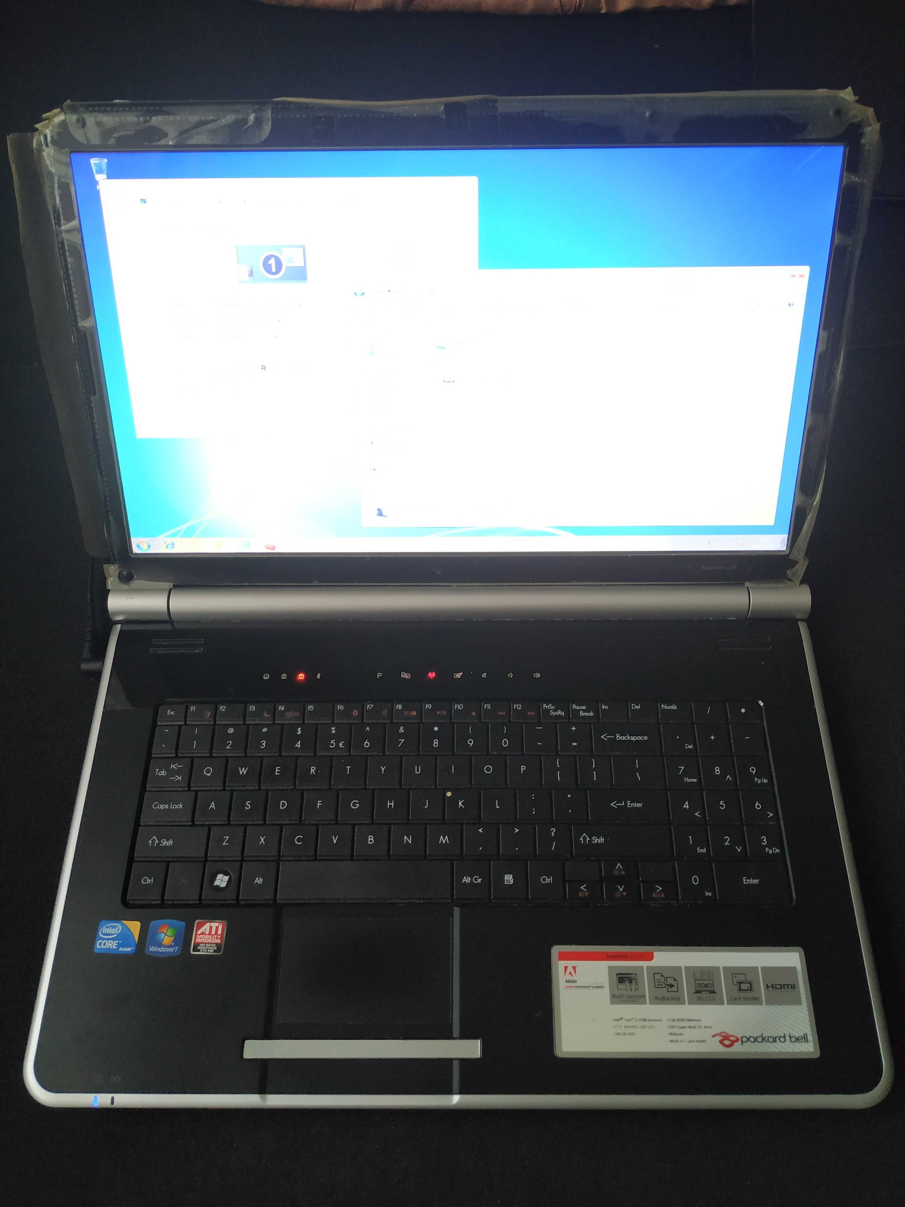 Laptop Intel i3 2,4GHz, 4GB RAM, matryca 17,3