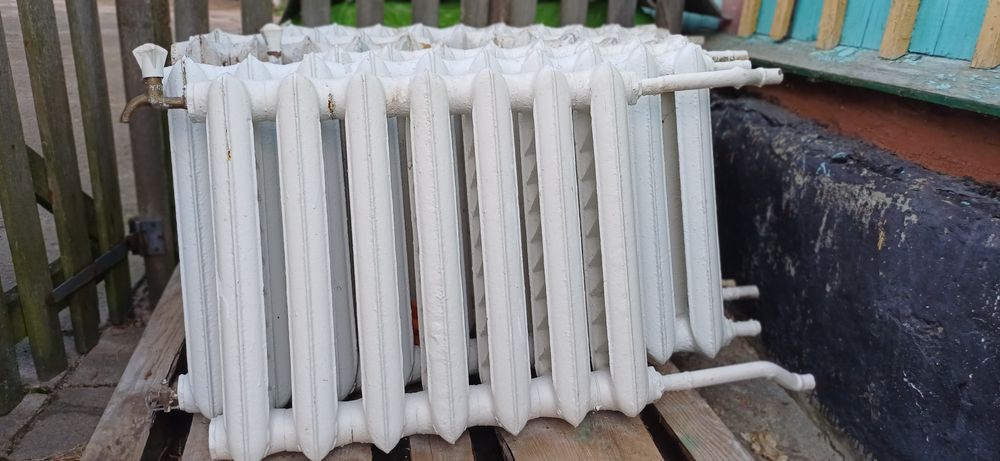 Радіатори опалення чавунні