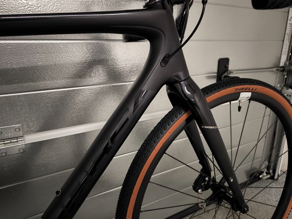 Orbea Terra M30 Carbon rama M gravel