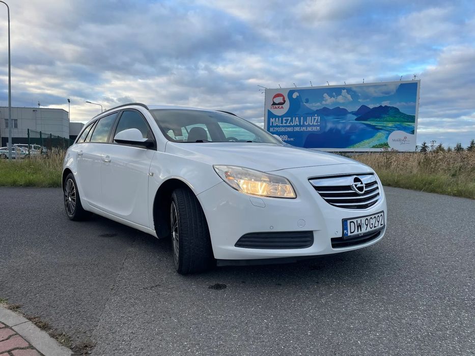 Opel Insignia Opel Insignia Kombi 2.0 CDTI 110 KM | 2010