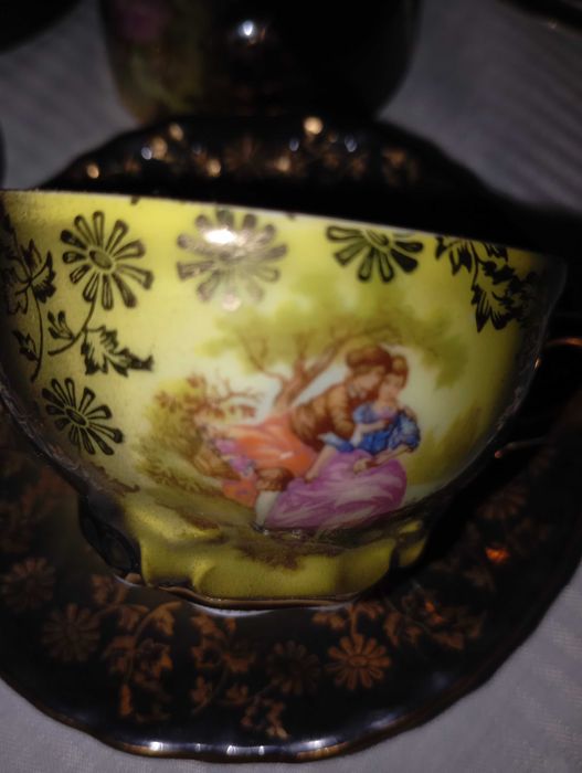 Serviço café com bules e açucareiro antigas lindíssimas