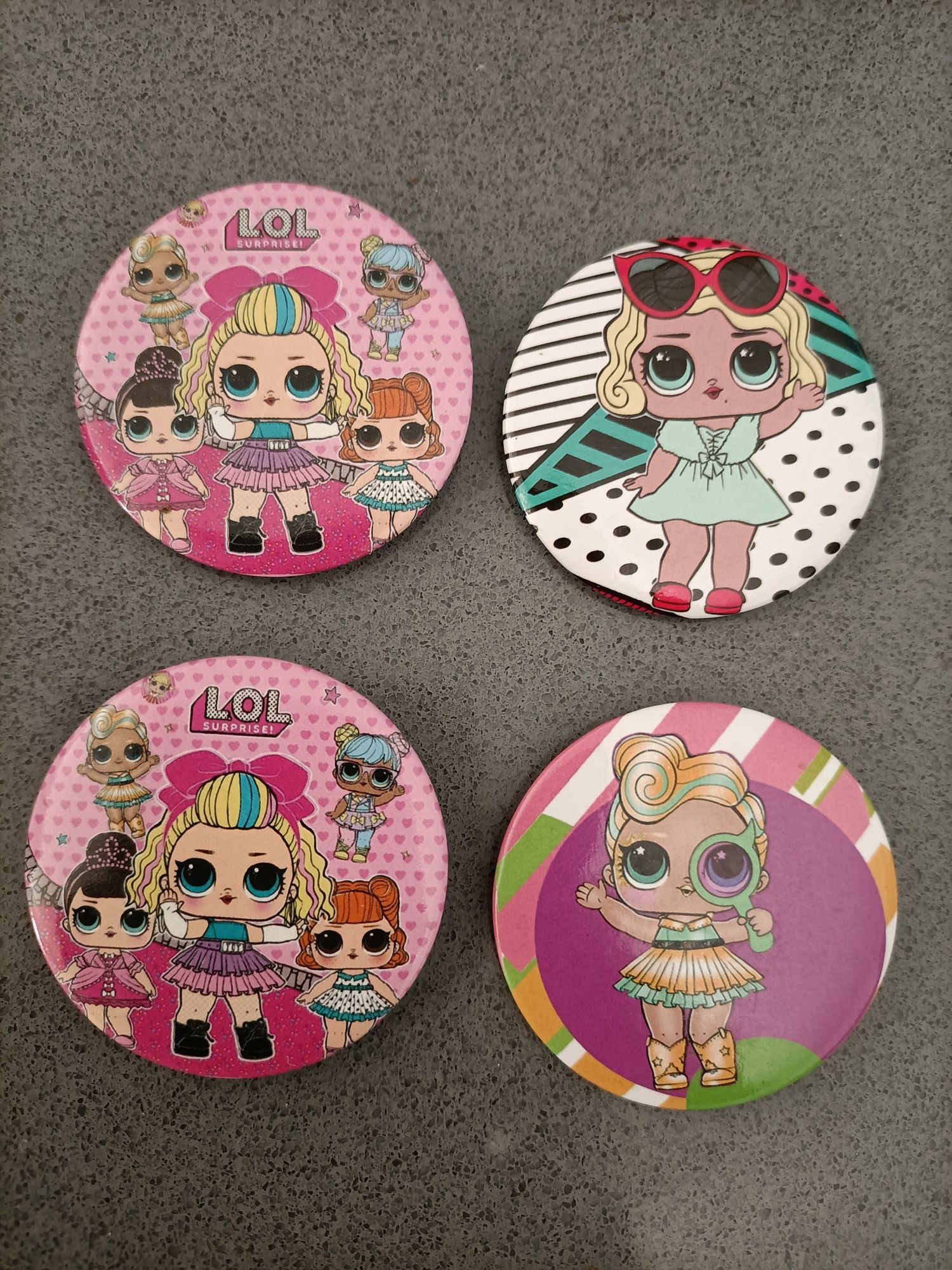 Pins da boneca lol