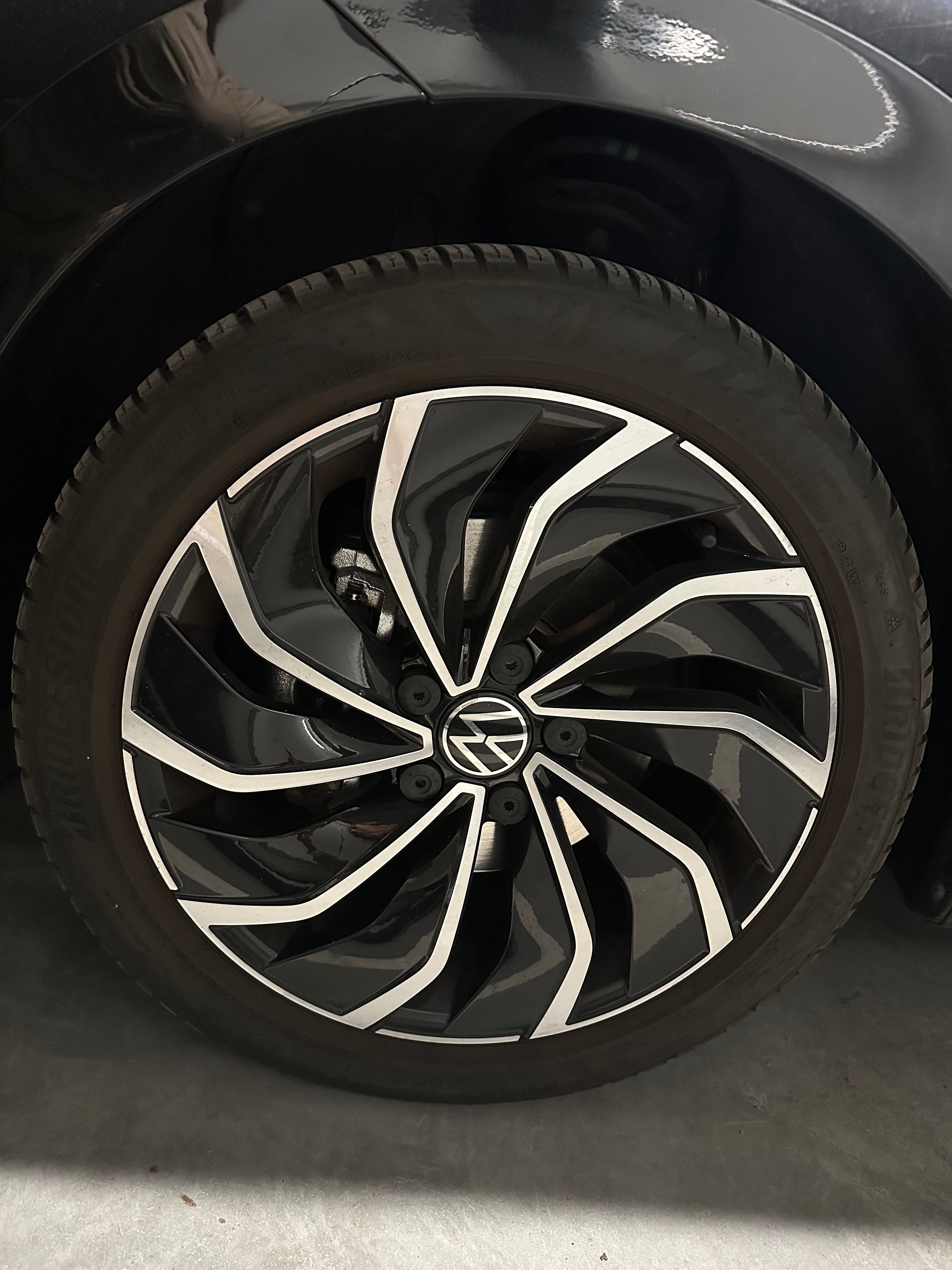Bridgestone Weather Control A005 Evo 225/45 R17 94 W XL, FR
