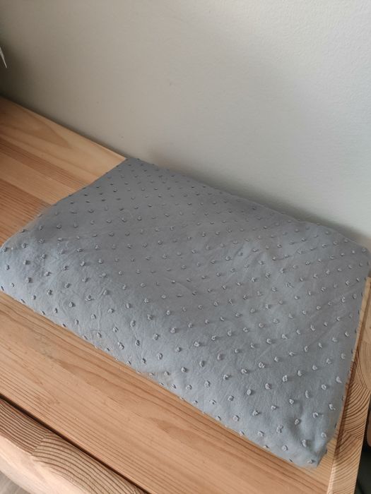 bawełniany obrus w kropeczki Zara home